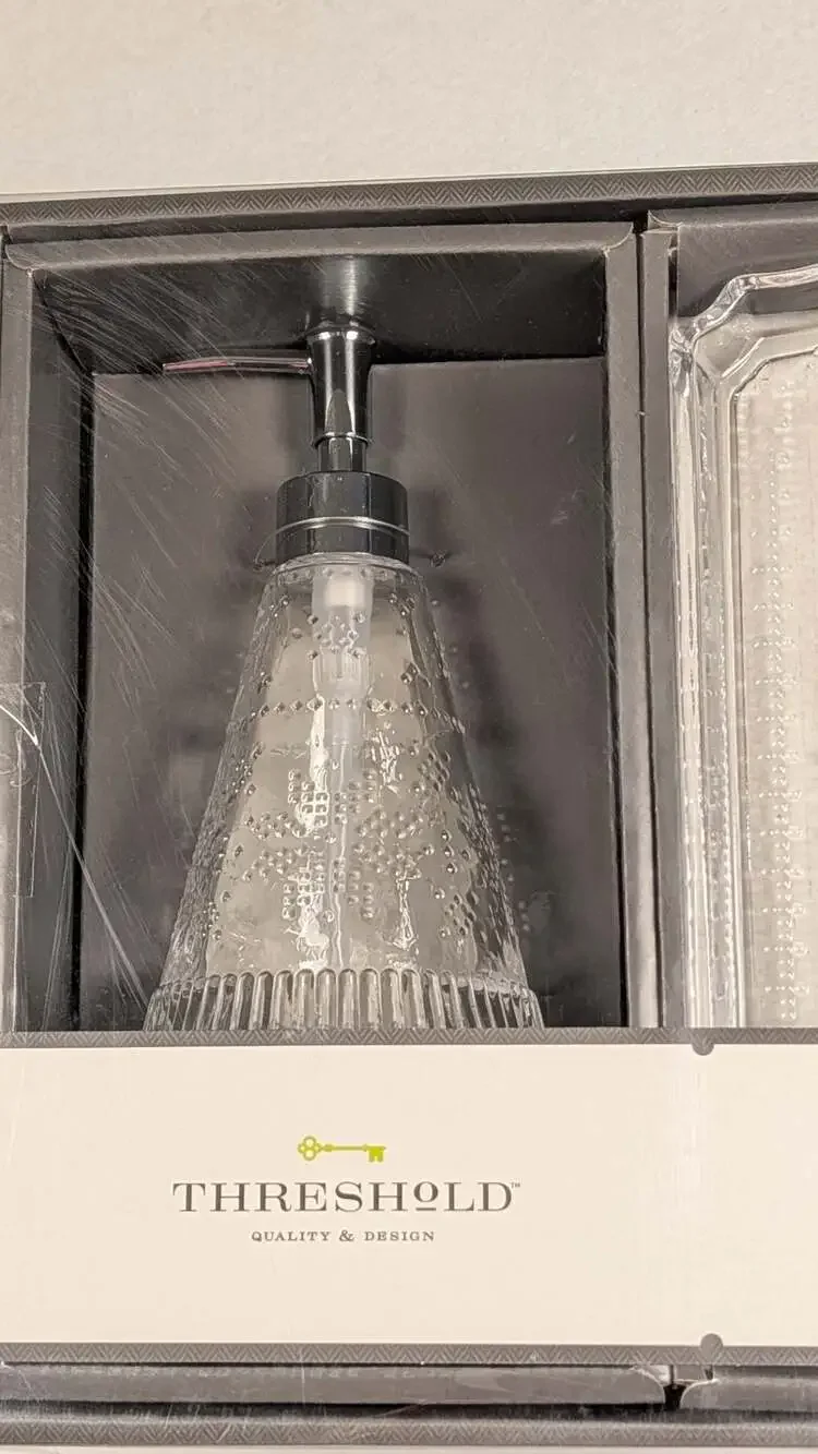 Threshold Soap Pump & Tray Set